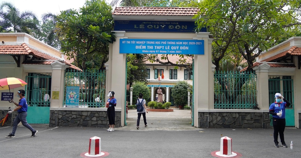 Tuần qua: Đỉnh điểm hơn 1.600 ca Covid-19 trong ngày, giãn cách toàn TPHCM - 3 Tuần qua: Đỉnh điểm hơn 1.600 ca Covid-19 trong ngày, giãn cách toàn TPHCM - 3