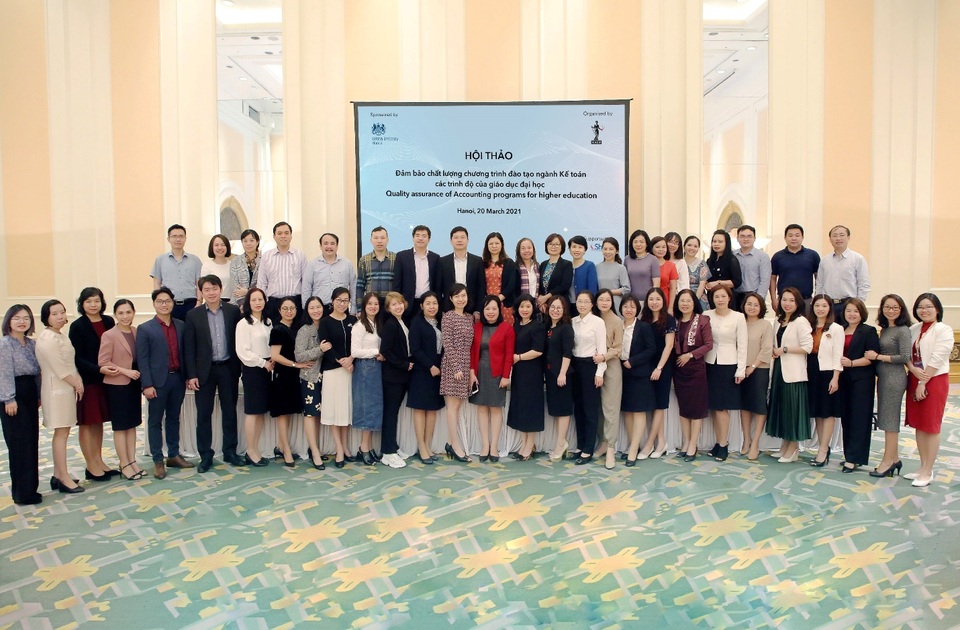 Đảm bảo chất lượng chương trình đào tạo ngành Kế toán các trình độ của giáo dục đại học - 4 Đảm bảo chất lượng chương trình đào tạo ngành Kế toán các trình độ của giáo dục đại học - 4