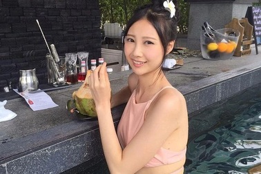 Nghẹn ngào trước cuộc đời ngắn ngủi của nữ ca sĩ xinh đẹp 31 tuổi