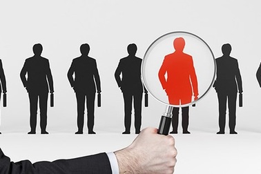 Hạn chế nhân tài trẻ trong khu vực công: Do tư duy về tuổi tác, quan hệ thân quen