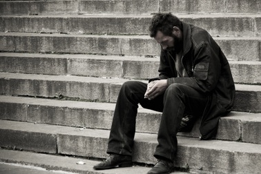 Người đàn ông vô gia cư đổi đời nhờ lòng trung thực