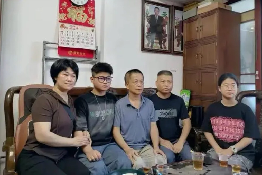 Thoát chết sau vụ sạt lở, chàng trai lái xe 800km cảm ơn ân nhân cứu mạng - 2