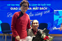 Chuyện ít biết về nhạc sĩ Phạm Tuyên qua sách "Bài hát lớn lên cùng con"