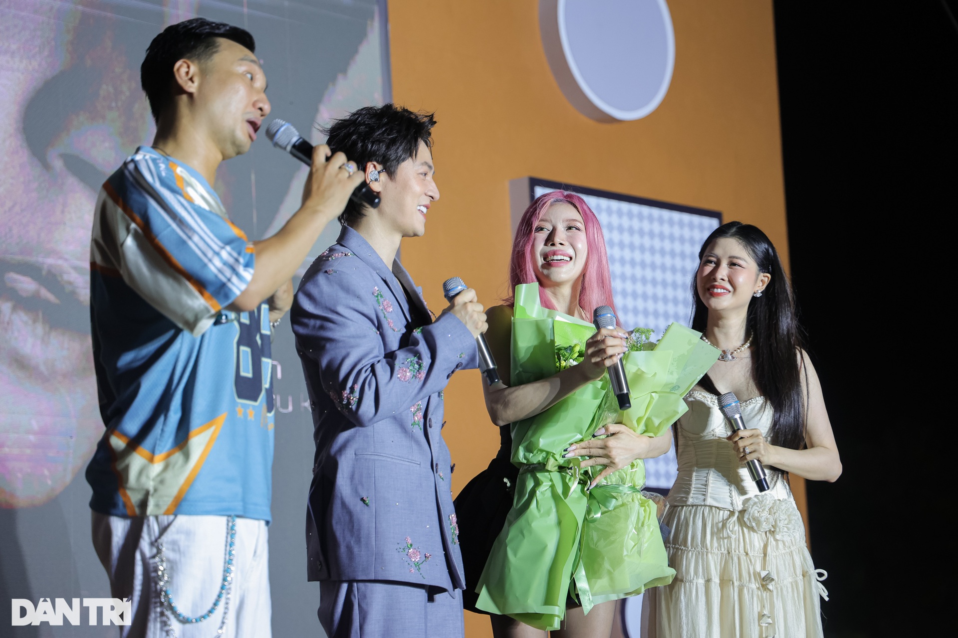 Đăng Khôi cầu hôn… BB Trần, xúc động khi song ca cùng Bằng Kiều - 12