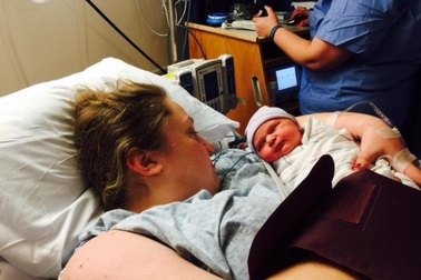 Một tiếng trước khi lâm bồn mới biết mình có thai