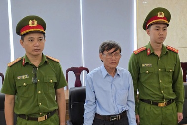 Cựu cán bộ Chi nhánh văn phòng đăng ký đất đai Duy Xuyên bị bắt