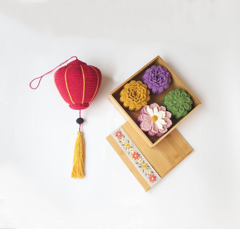 Độc đáo những chiếc bánh trung thu, đèn ông sao bằng len của mẹ đảm Hà Nội - 2 Độc đáo những chiếc bánh trung thu, đèn ông sao bằng len của mẹ đảm Hà Nội - 2