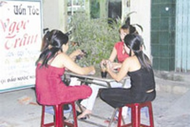 Những cô gái “chạy rong” săn tình