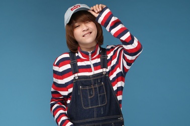 Quán quân Thiên Khôi cùng dàn mẫu Việt được trình diễn tại International Talent Star