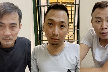 Bóc gỡ ổ nhóm chuyên vặt gương “xế” sang