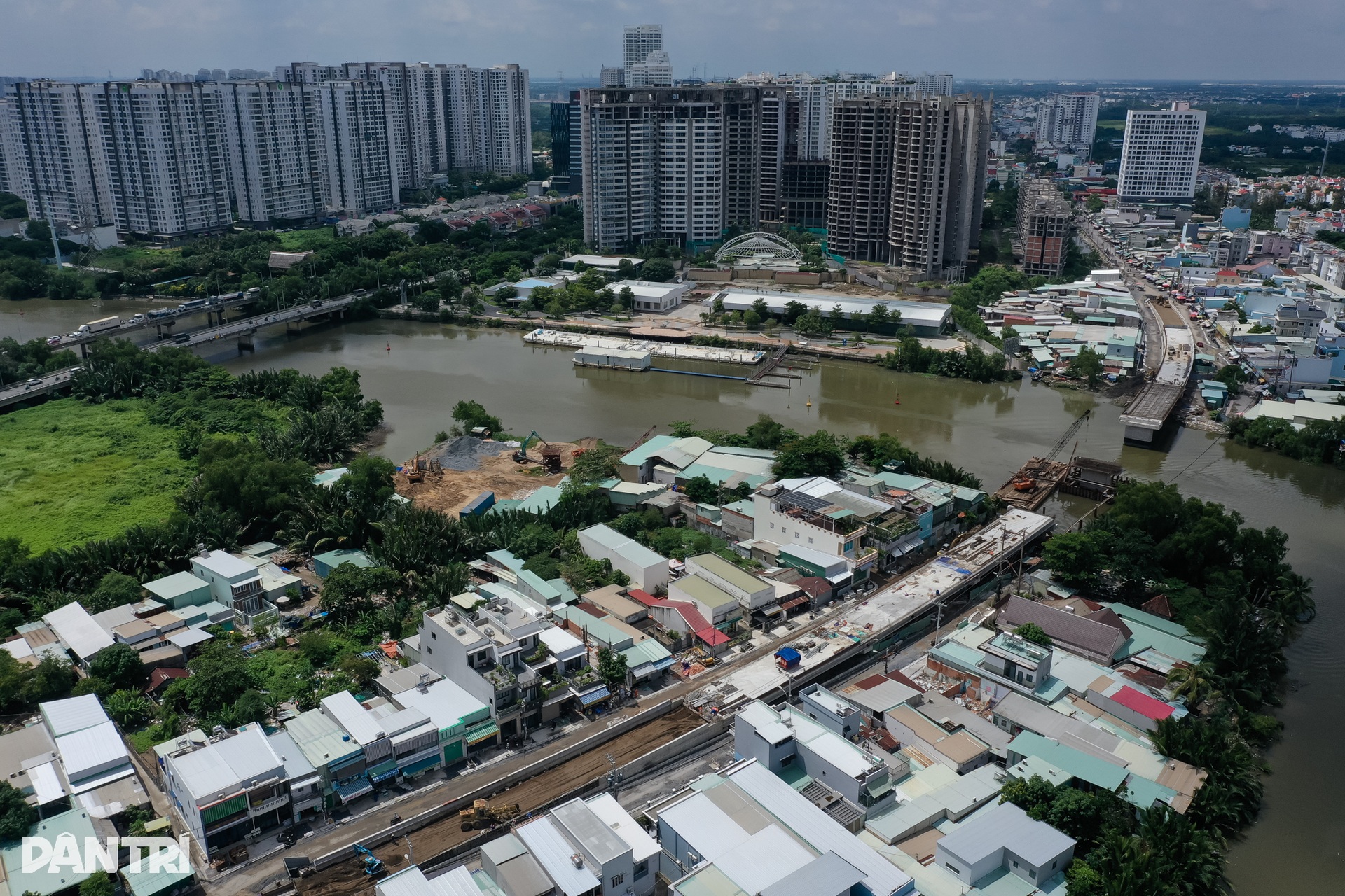 Hiện trạng hai dự án giao thông trọng điểm ở cửa ngõ phía Nam TPHCM - 12 Hiện trạng hai dự án giao thông trọng điểm ở cửa ngõ phía Nam TPHCM - 12