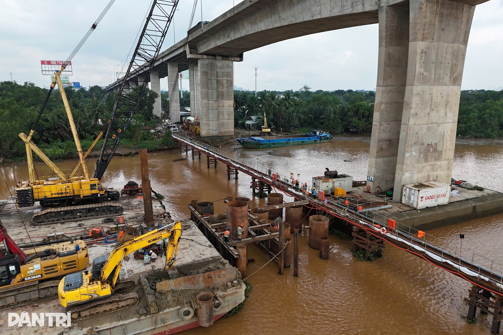 Cảnh đối lập tại dự án mở rộng cao tốc TPHCM - Long Thành - 1 Cảnh đối lập tại dự án mở rộng cao tốc TPHCM - Long Thành - 1