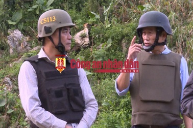 Cuộc đấu súng nghẹt thở với nhóm đối tượng vận chuyển 20 bánh heroin