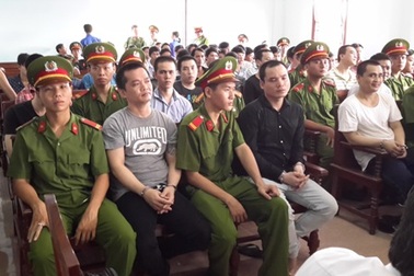 Băng nhóm “giang hồ” lớn nhất miền Tây hầu tòa