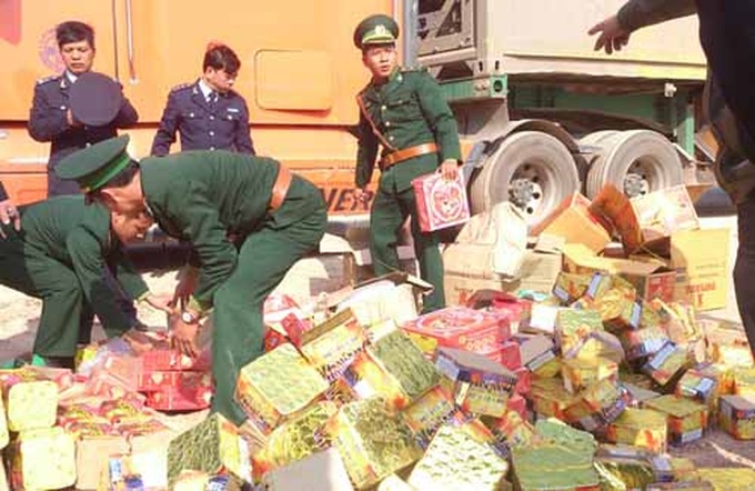 382 kg pháo các loại bị lực lượng chức năng thu giữ