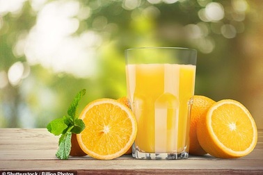 Một ly nước cam mỗi ngày làm giảm nguy cơ đột quỵ chết người