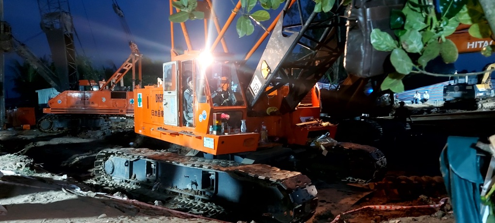 Giám đốc Sở GTVT Đồng Tháp nói về kế hoạch giải cứu bé 10 tuổi rơi ở hố sâu - 1 Giám đốc Sở GTVT Đồng Tháp nói về kế hoạch giải cứu bé 10 tuổi rơi ở hố sâu - 1