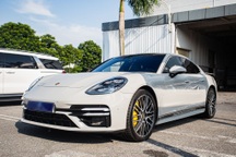 Ông Đặng Lê Nguyên Vũ "lỗ" tiền tỷ khi bán xe Porsche Panamera hàng độc