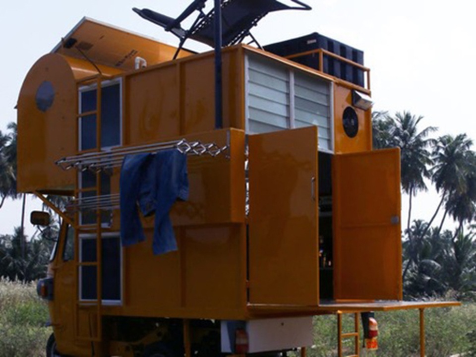 Khám phá nhà “xe kéo” siêu nhỏ tiện dụng - 4