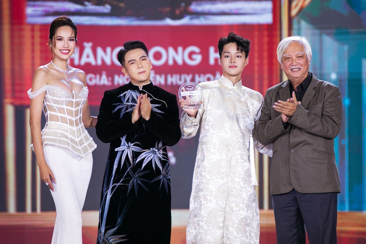Hé lộ về trang phục dân tộc của Hoa hậu Yến Nhi ở Miss Grand International - 3