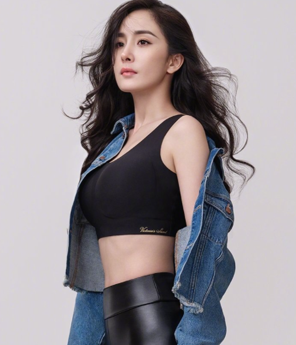 Dương Mịch lại từ chối lời cầu hôn của phi công trẻ Nguỵ Đại Huân - 4 Dương Mịch lại từ chối lời cầu hôn của phi công trẻ Nguỵ Đại Huân - 4
