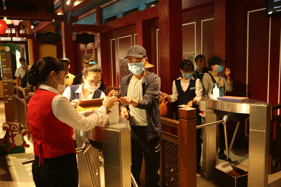 Thưởng Tết ngành du lịch: Bài toán để ngỏ lời giải - 2 Thưởng Tết ngành du lịch: Bài toán để ngỏ lời giải - 2