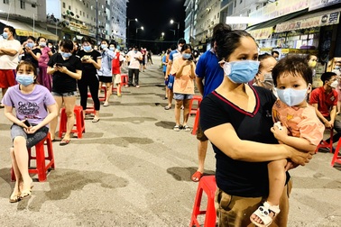 Số ca mắc có thể lên 120.000, Bình Dương rất cần Bộ Y tế tiếp tục hỗ trợ