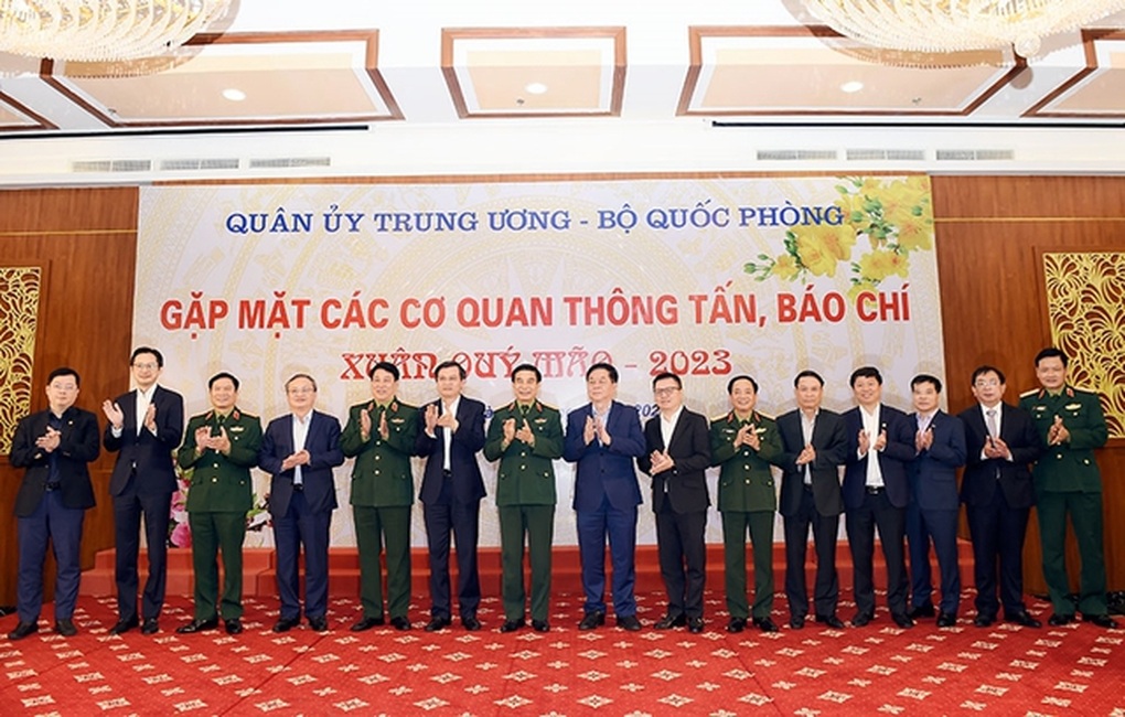 Hình ảnh, vị thế của Quân đội được nâng cao qua các tác phẩm báo chí - 1 Hình ảnh, vị thế của Quân đội được nâng cao qua các tác phẩm báo chí - 1