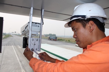 “Phạt nguội” vi phạm để không còn văn hoá làng trên cao tốc