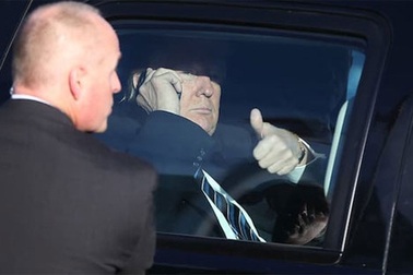 Trump có "cơ" thành Tổng thống, doanh nghiệp Mỹ lo sợ