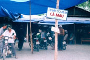 “Khu vườn kỳ lạ” vẫn tấp nập