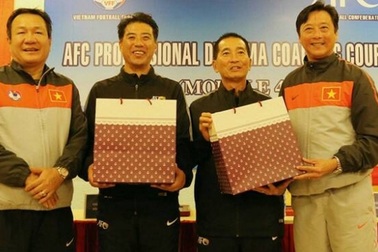 Báo Thái Lan tiết lộ mức lương "khủng" của tân Giám đốc kỹ thuật VFF