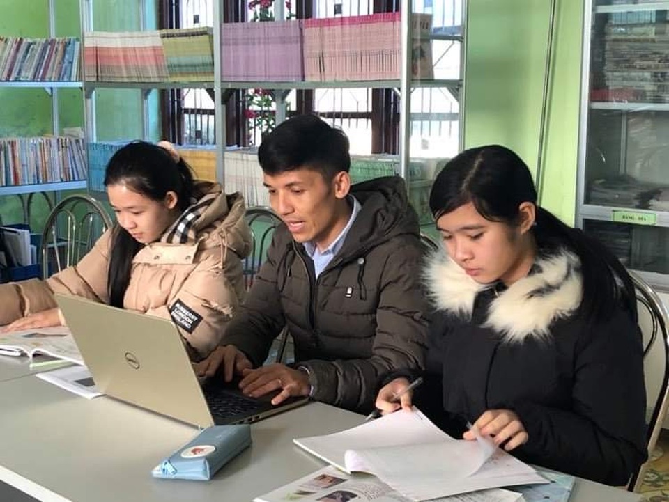 Thiết bị cảnh báo mực nước thông minh đầy sáng tạo của học sinh vùng lũ - 3 Thiết bị cảnh báo mực nước thông minh đầy sáng tạo của học sinh vùng lũ - 3