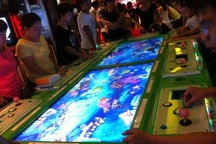 Máy đánh bạc lừa tiền khách chơi như thế nào?