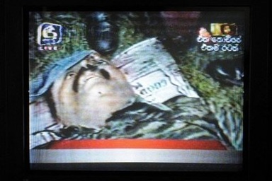 Truyền hình Sri Lanka công bố ảnh thi thể thủ lĩnh Hổ Tamil