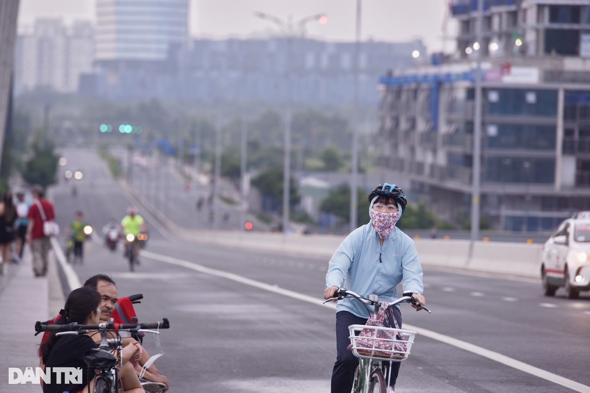 Sương mù sáng sớm ngày cuối tuần ở TPHCM - 6 Sương mù sáng sớm ngày cuối tuần ở TPHCM - 6