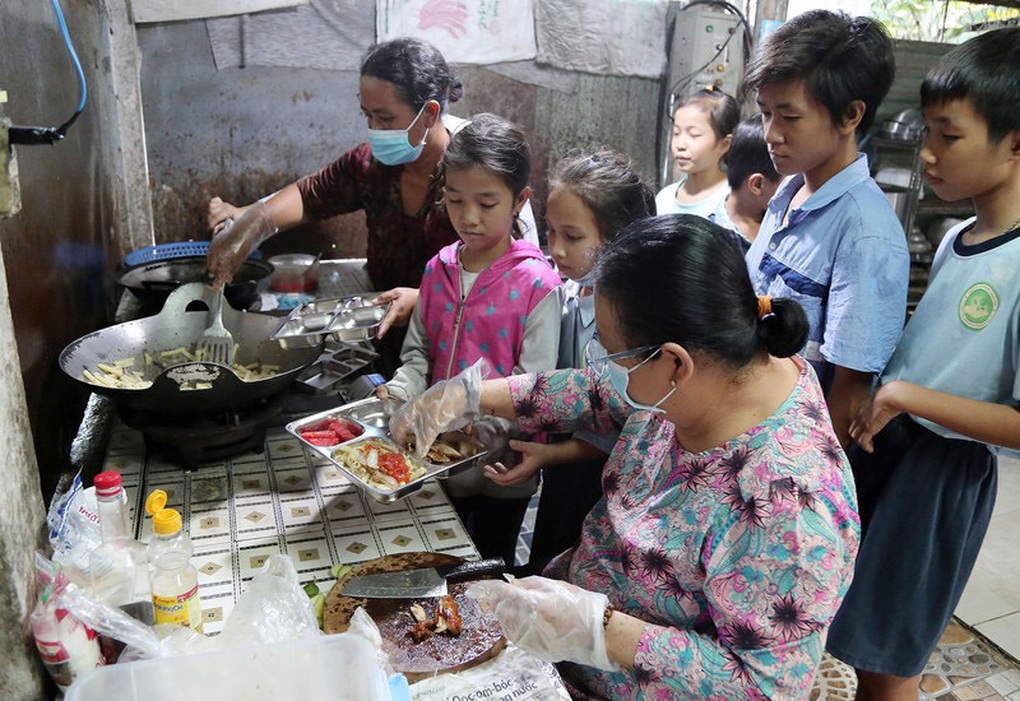Lớp học dạy lương thiện của ngoại... dưng - 3 Lớp học dạy lương thiện của ngoại... dưng - 3