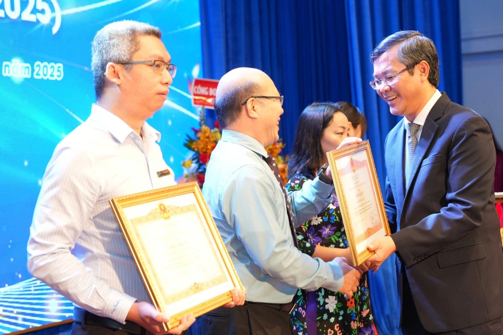 Bốn triết lý giúp một viện đào tạo thành trường lọt top châu Á - 1 Bốn triết lý giúp một viện đào tạo thành trường lọt top châu Á