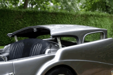 Thiết kế mui trần cực độc đáo của một chiếc xe cổ