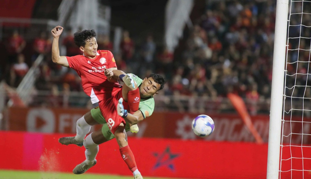 CLB Công an TPHCM thua Thanh Hóa, SLNA thắng đậm Thể Công Viettel - 1