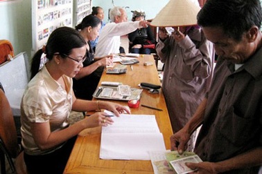 Hỗ trợ tiền 5 nhóm đối tượng thu nhập thấp 