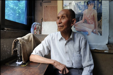 Cụ ông U93 chuyên “thổi hồn” cho vòng 1 phái đẹp