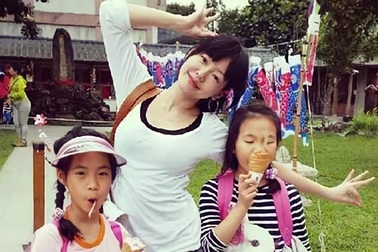 "Đệ nhất MC" Đài Loan gây tranh cãi vì chủ nghĩa dạy con "siêu tiết kiệm"