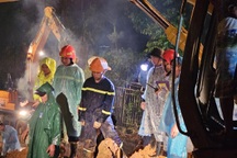 Hiện trường nơi 300 người tìm kiếm nạn nhân bị vùi lấp trên đèo Bảo Lộc