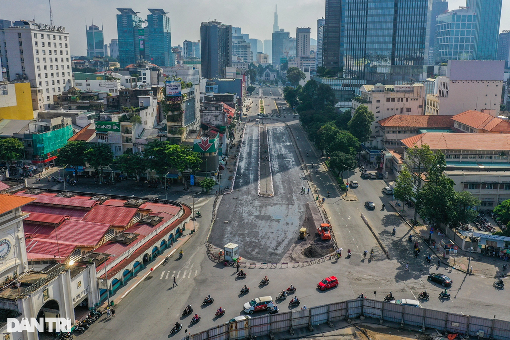 TPHCM: Đề xuất thêm phố đi bộ băng qua chợ Bến Thành - 1 TPHCM: Đề xuất thêm phố đi bộ băng qua chợ Bến Thành - 1