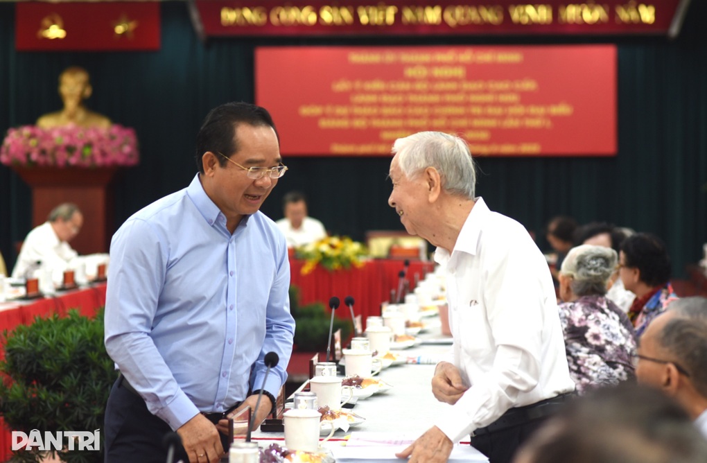 Ông Nguyễn Thiện Nhân: TPHCM là siêu đô thị đẻ ít nhất cả nước - 3 Ông Nguyễn Thiện Nhân: TPHCM là siêu đô thị đẻ ít nhất cả nước - 3