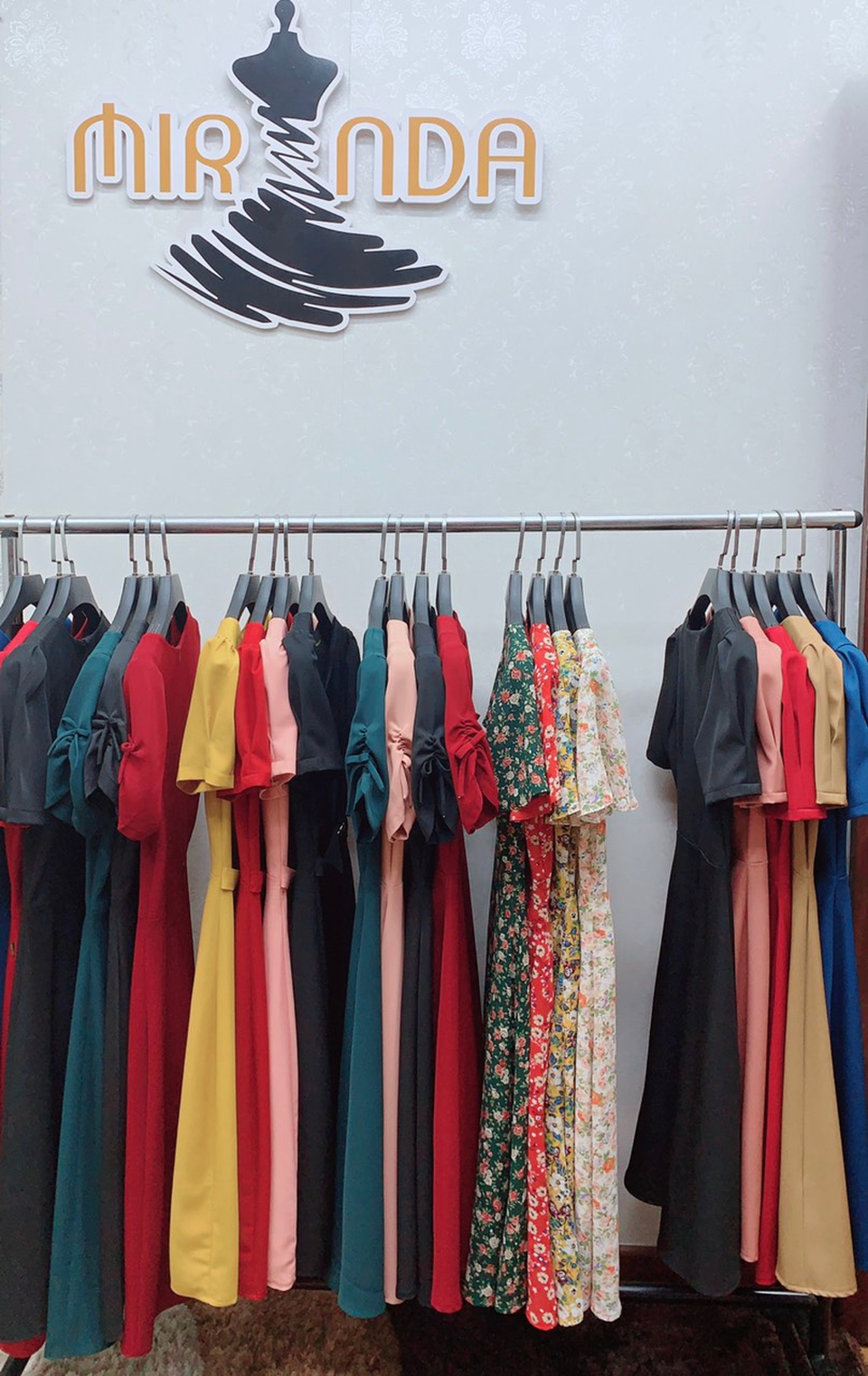 Shop Miranda: Bí kíp thu hút những cô nàng công sở - 1 Shop Miranda: Bí kíp thu hút những cô nàng công sở - 1