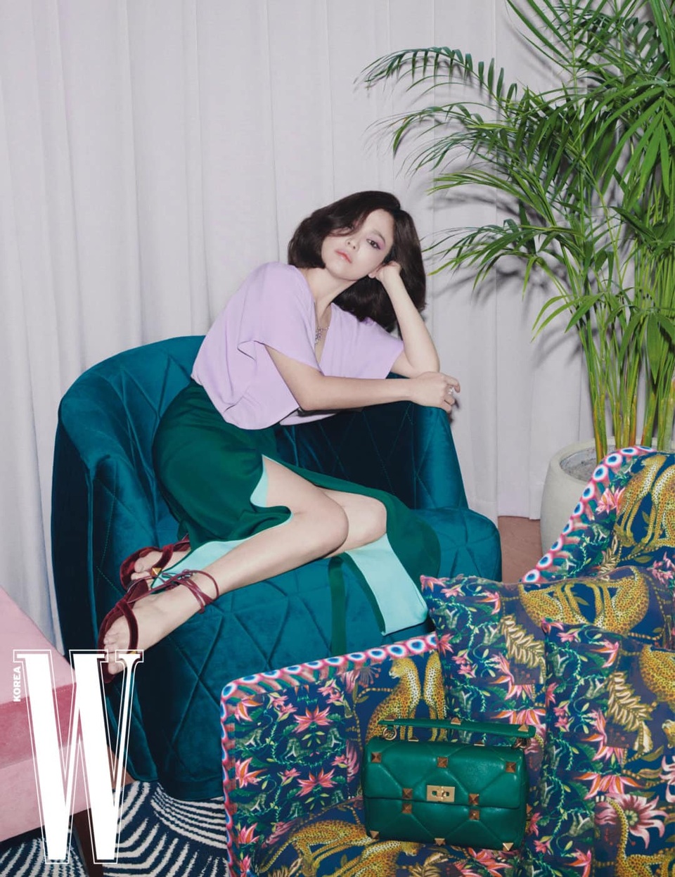 Song Hye Kyo nói gì về tình yêu sau 2 năm ly hôn? - 4 Song Hye Kyo nói gì về tình yêu sau 2 năm ly hôn? - 4