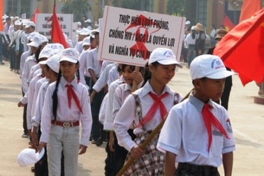 Hơn 350 người nhiễm HIV/AIDS