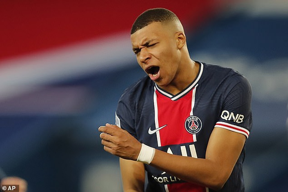 PSG trở lại mặt đất sau trận thắng đậm Barcelona - 3 PSG trở lại mặt đất sau trận thắng đậm Barcelona - 3